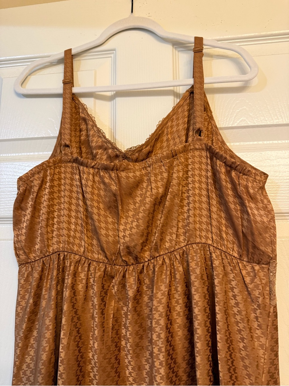torrid Caramel Lace-Trim Houndstooth Slip Dress - Picture 4 of 6